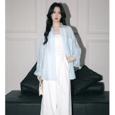 批发蓝色<b class='q'>长袖</b>衬衫外套女春夏2026春新款设计感衬衣<b class='q'>外</b><b class='q'>搭</b>防晒衣<b class='q'>开衫</b>上衣