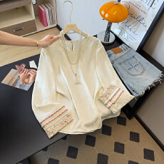 批发实拍新中式国风醋酸缎面衬衫女春季提花刺绣上衣<b class='q'>宽松</b>薄款圆领衬衣