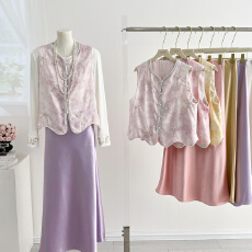 批发新中式刺绣亮片气质百搭马夹背心女2026<b class='q'>春</b>夏优雅通勤高端马甲坎肩