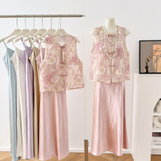 批发新中式国风重工刺绣马甲女2026夏季新款复古<b class='q'>欧根纱</b>坎肩马夹<b class='q'>上衣</b>潮