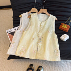 批发新中式国风绣花马甲女2026<b class='q'>夏</b>季新款气质欧根纱亮片花朵扣钉珠马夹