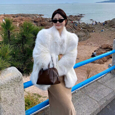 批发冬季白色立领中长款仿狐狸毛气质宫廷泡泡袖环保皮草毛毛外套大衣