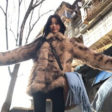 批发小个子气质时髦甜酷外套女冬季新款时尚牛角扣休闲毛毛中长款上衣