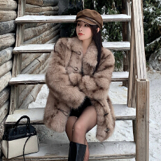 批发实拍冬季韩版牛角扣新款中长款外套时尚环保狐狸毛毛皮草大衣女