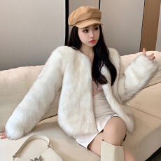 实拍 冬季新款韩版环保皮草女短款显瘦仿狐狸毛绒染毛尖毛毛外套