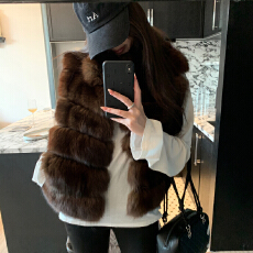 批发韩版秋冬季高级感时髦环保狐狸毛外套女时尚显瘦复古马甲仿皮草潮