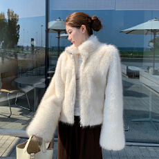 仿狐狸毛韩版皮草外套女新款环保毛毛皮草加厚保暖外套短款上衣