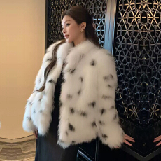 批发冬季新款进口狐狸毛重工豹纹皮草外套女年轻时尚款环保毛毛大衣