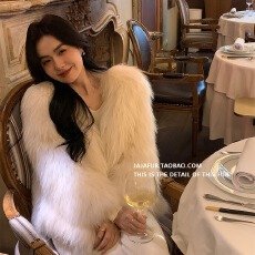 批发冬季新款貉子毛双面编织狐狸毛皮草外套女气质名媛年轻款短款<b class='q'>上衣</b>