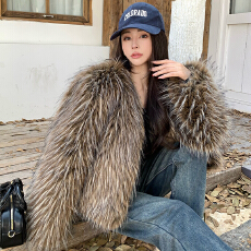 批发实拍韩版仿狐狸毛皮草外套女冬新款年轻短款水貂毛绒貉子毛毛<b class='q'>大衣</b>