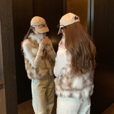 批发冬季立领韩版复古风无袖毛毛外套高级环保毛皮草年轻款百搭马甲女