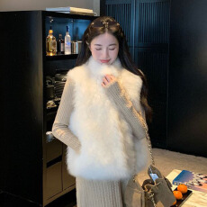批发乌77富家千金仿狐狸毛立领马甲女韩系高级感白色毛茸茸无袖上衣冬