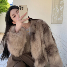 批发韩版皮草时尚环保狐狸高级皮草毛皮外套女冬年轻新款毛毛短款大衣