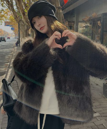 환경 보호 모피 캘리포니아 주 일몰 가져 오기 모방 폭스 여우털 모피 모피 재킷 슬림해 보이는 영 섹션 라운드 넥 겨울