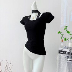 批发夏季纯欲挂脖蕾丝设计感白色短袖<b class='q'>t</b><b class='q'>恤</b><b class='q'>女</b>不规则U领别致修身显瘦上衣