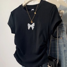 批发<b class='q'>韩版</b>新款夏季刺绣蝴蝶结正肩短袖T恤女日系ins风短款纯色抽褶上衣