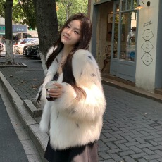 批发慕尼黑 环保进口狐狸毛皮草短款小个子冬季年轻豹纹仿毛毛外套女