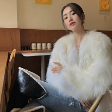 批发’韩女调调‘冬季新款加厚环保狐狸毛托卡编织短款年轻皮草外套女