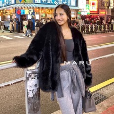 批发软糯细腻宽松仿狐狸毛毛<b class='q'>外套</b>女冬季休闲V领百搭保暖环保<b class='q'>皮草</b>潮