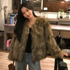 批发冬季新款海宁仿狐狸毛貂皮外套年轻小个子韩版环保皮草大衣女