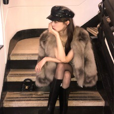 批发海宁环保狐狸毛<b class='q'>皮草</b>女冬季新款时尚短款韩女千金毛毛外套加厚<b class='q'>大衣</b>