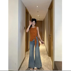 批发法式气质圆领针织<b class='q'>背心</b>女高级感开叉绑带收腰上衣+高腰<b class='q'>牛仔</b>阔腿裤