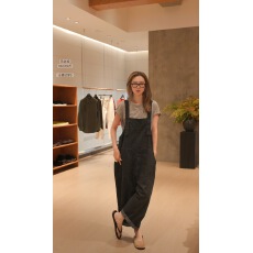 批发新款<b class='q'>背带裤</b>“松弛减龄”可调节肩带薄款<b class='q'>背带裤</b>九分+灰色短袖套装