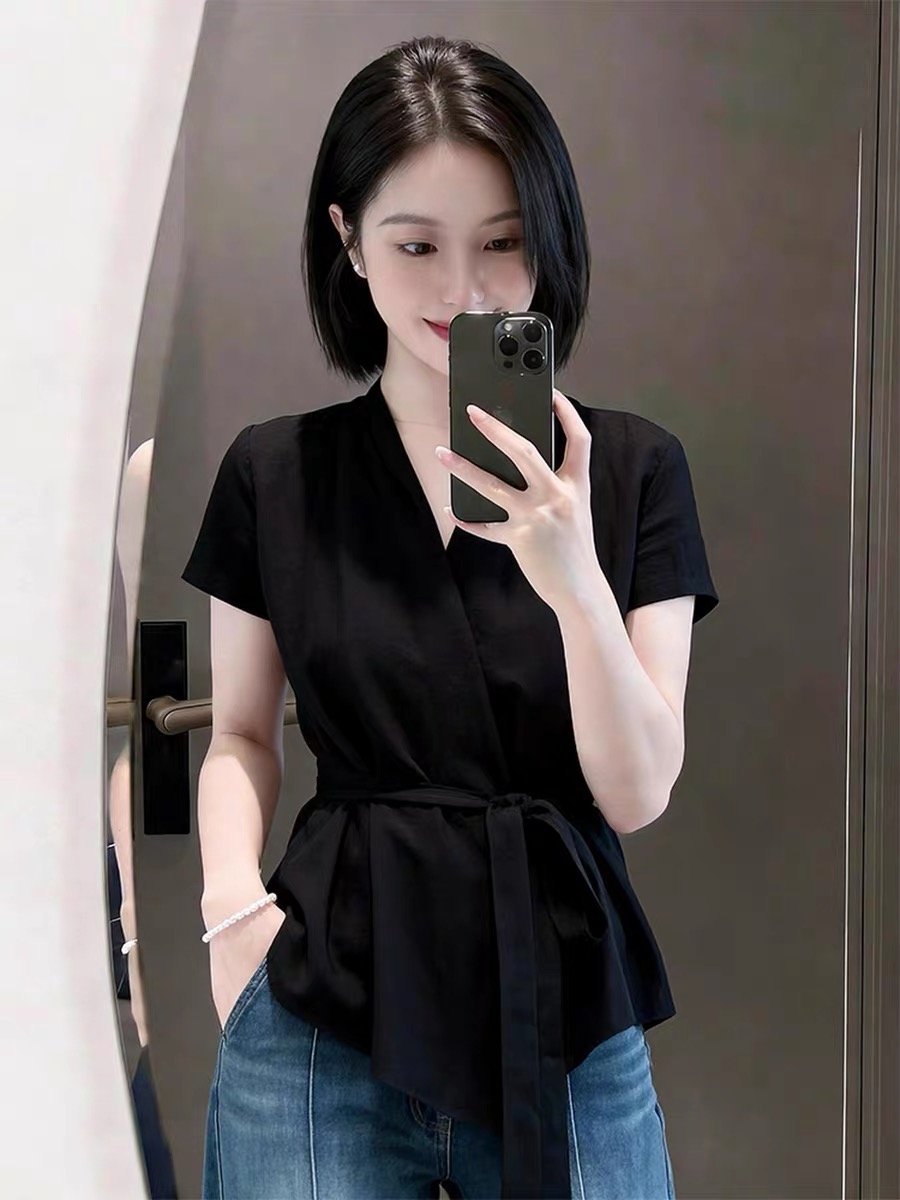 새로운 Chic 패션 티셔츠 프랑스식 바람 검정색 V넥 반팔 스트랩 허리 수축 맨위 여성 슬림해 보이는 다용도