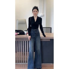 批发新款高级感长袖褶皱V领上衣小众百搭+高腰设计感A版牛仔裤套装