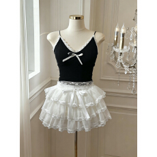 实价已保护 法式蕾丝花边拼接吊带修身显瘦上衣+蕾丝花边蛋糕短裙