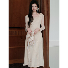 批发有货直接拿2025冬法式藕粉大花亮片刺绣<b class='q'>钉珠</b>气质<b class='q'>连衣裙</b>