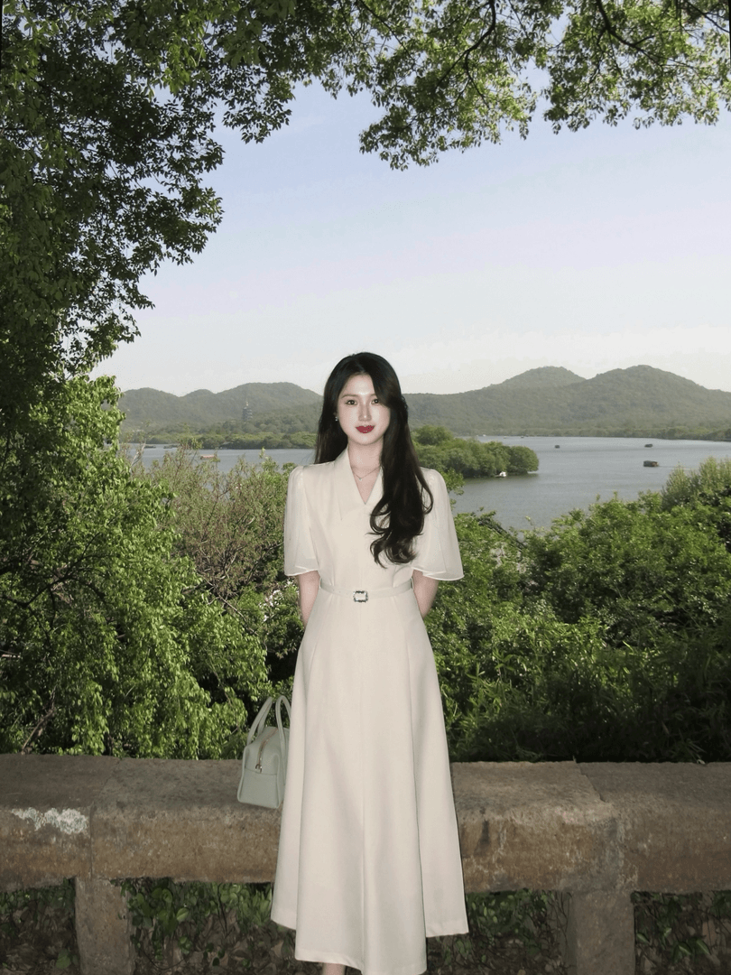 재고 있음 직접 가져 가라. 레트로 부드러운 폴로 칼라 여성 드레스 여름 고급 센스 큰 진자 허리 수축 롱 스커트