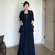 批发2026春夏新款简约时尚宽松气质休闲三件套吊带长群防晒上衣套装女