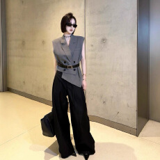 批发春秋新款设计感<b class='q'>外套</b>韩系不规则西服收腰<b class='q'>显瘦</b>上衣＋休闲阔腿裤套装