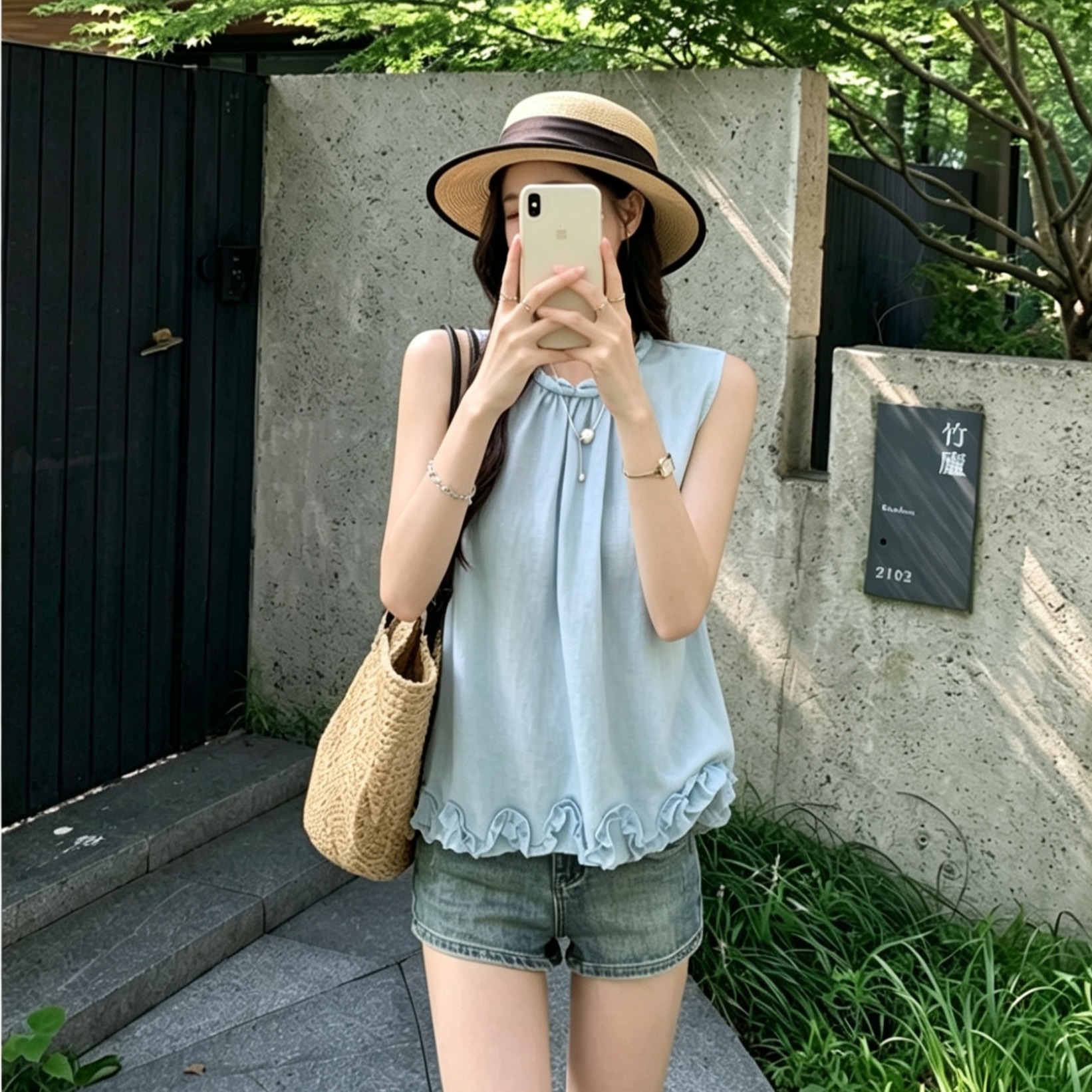 여름 새로운 한국 스타일 수정 칼라 다용도 미니멀리즘 프릴 작은 대중 디자인 센스 플리츠 민소매 조끼 맨위 여성