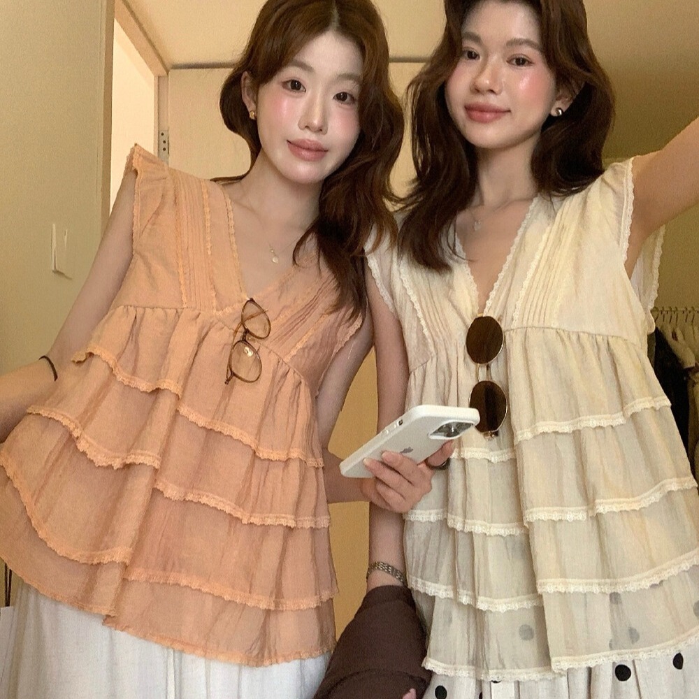 여름 사소한 2026 새로운 무거운 패션 디자인 센스 레이스 V넥 프릴 작은 날다 소매 케이크 작은 셔츠 여성