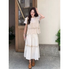 批发<b class='q'>孕妇装</b>哺乳夏季新款花朵罩衫<b class='q'>T</b><b class='q'>恤</b>半身裙三件套波西米亚高级感套装