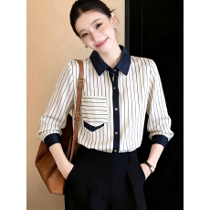 撞色拼接单条纹翻领衬衫女长袖2026春款通勤风时尚百搭衬衣上衣