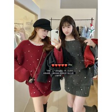 批发气质温柔时尚套装绝钉珠毛衣针织半身裙浓浓的圣诞氛围和高级感