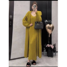 批发慵懒风软糯毛衣开衫套装<b class='q'>秋</b>冬纯欲氛围感吊带裙中长款翻领针织外套