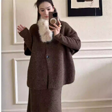 批发韩系气质巨好看穿搭新款开衫外套+内搭连衣裙+毛领女春季三件套