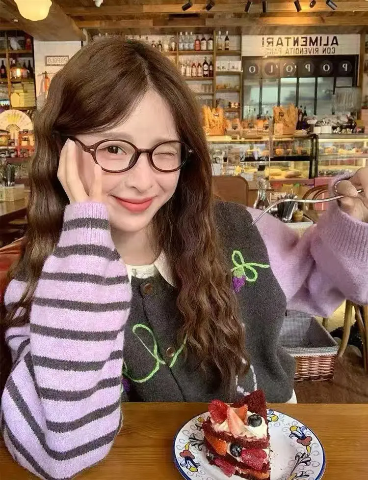 자수 스트라이프 가디건 상세 이미지 2