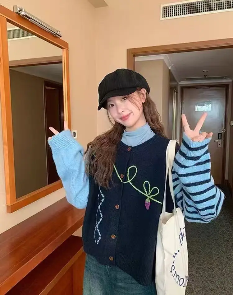자수 스트라이프 가디건 상세 이미지 7