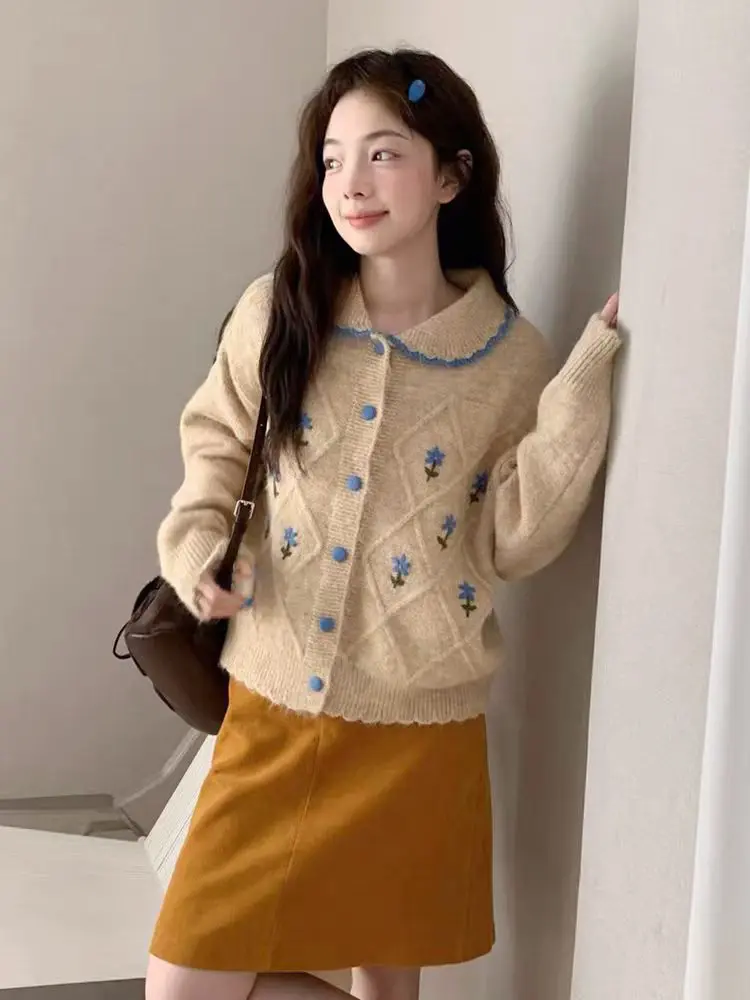 한국인기 폴드 칼라 배색 니트 가디건 상세 이미지 9