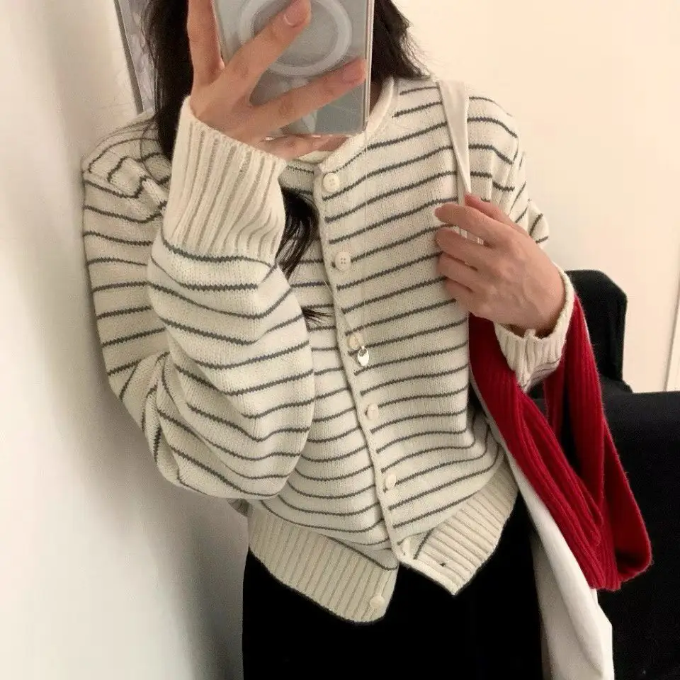 프렌치 스트라이프 가디건 상세 이미지 5