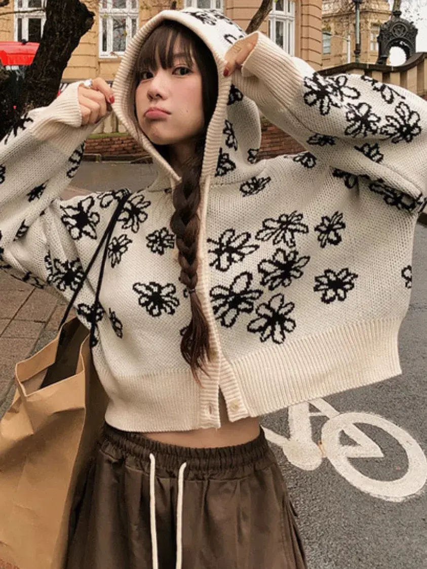플라워 자수 후드 가디건