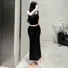 批发韩国东大门新款气质显身材性感女人味<b class='q'>蕾丝</b>边开衩鱼尾包臀<b class='q'>半身裙</b>女