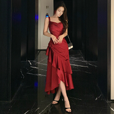 批发【西班牙女郎】法式缎面红色连衣裙女轻奢荷叶边生日礼服