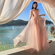 批发法式性感纯欲风一字肩飘带网纱<b class='q'>连衣裙</b>优雅气质抹胸收腰礼服长裙女