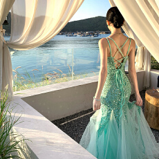 批发法式性感复古亮片<b class='q'>连衣裙</b>女吊带收腰鱼尾裙生日宴会礼服长裙子